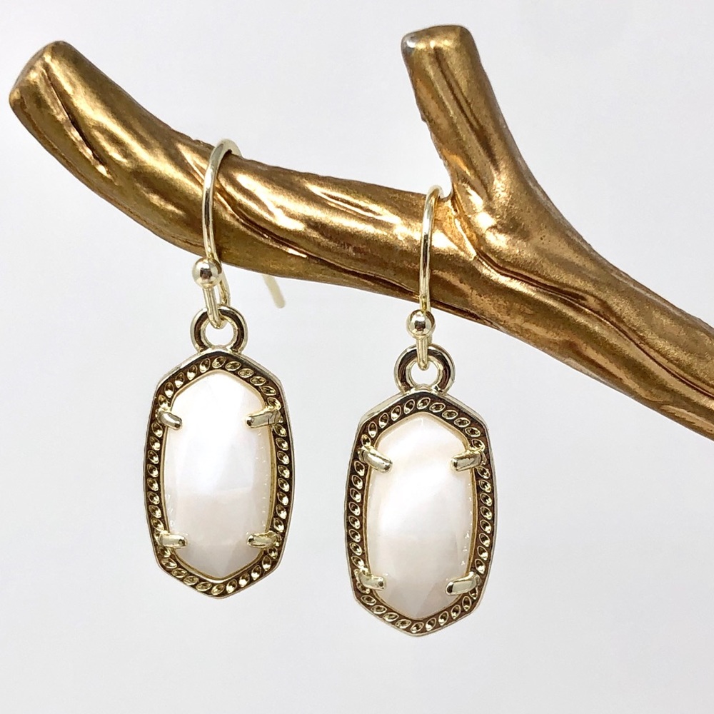 Lee Earrings - White